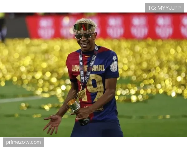 16岁亚马尔立足巴萨主力：天赋、战术适配与成熟度解析