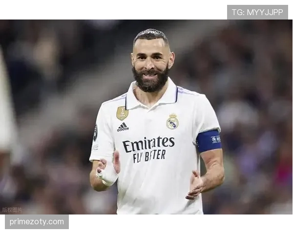 本泽马独立带队与搭档C罗时期的数据对比：核心作用与效率变化解析