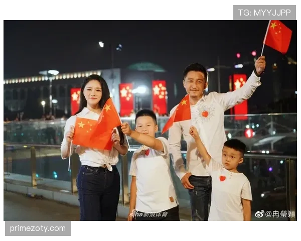 邹市明朋友圈那张家常照，买菜大妈看到都怀疑人生